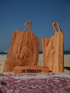 סדנת בוצ'רים וקרשי חיתוך מעץ טבעי בעבודת יד – The Wooden Eye